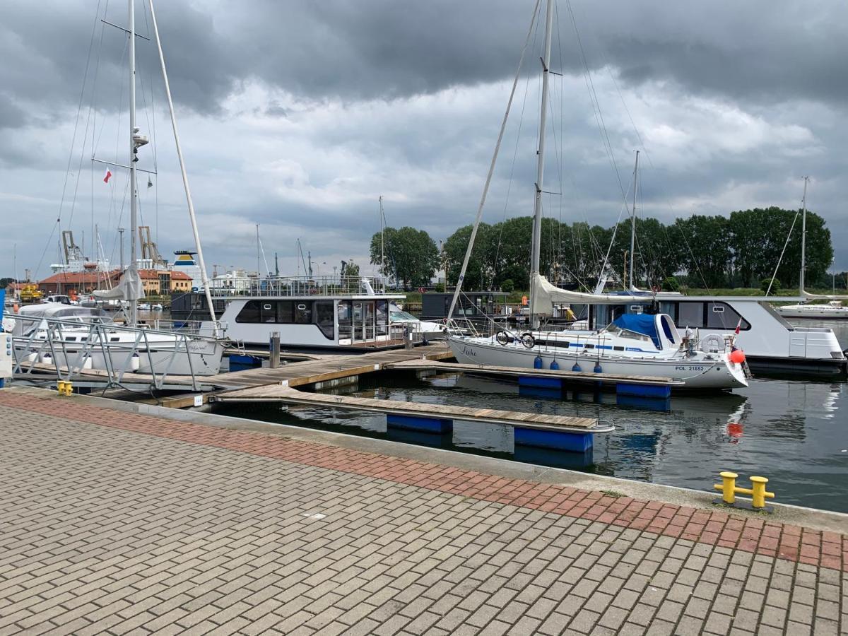 Amber Houseboat Swinoujscie Exterior foto