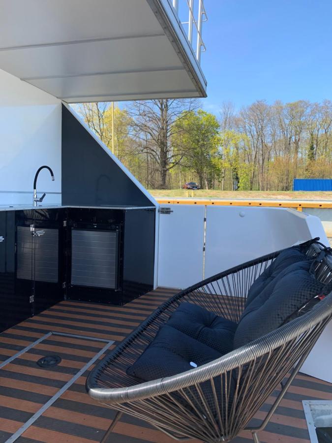 Amber Houseboat Swinoujscie Exterior foto