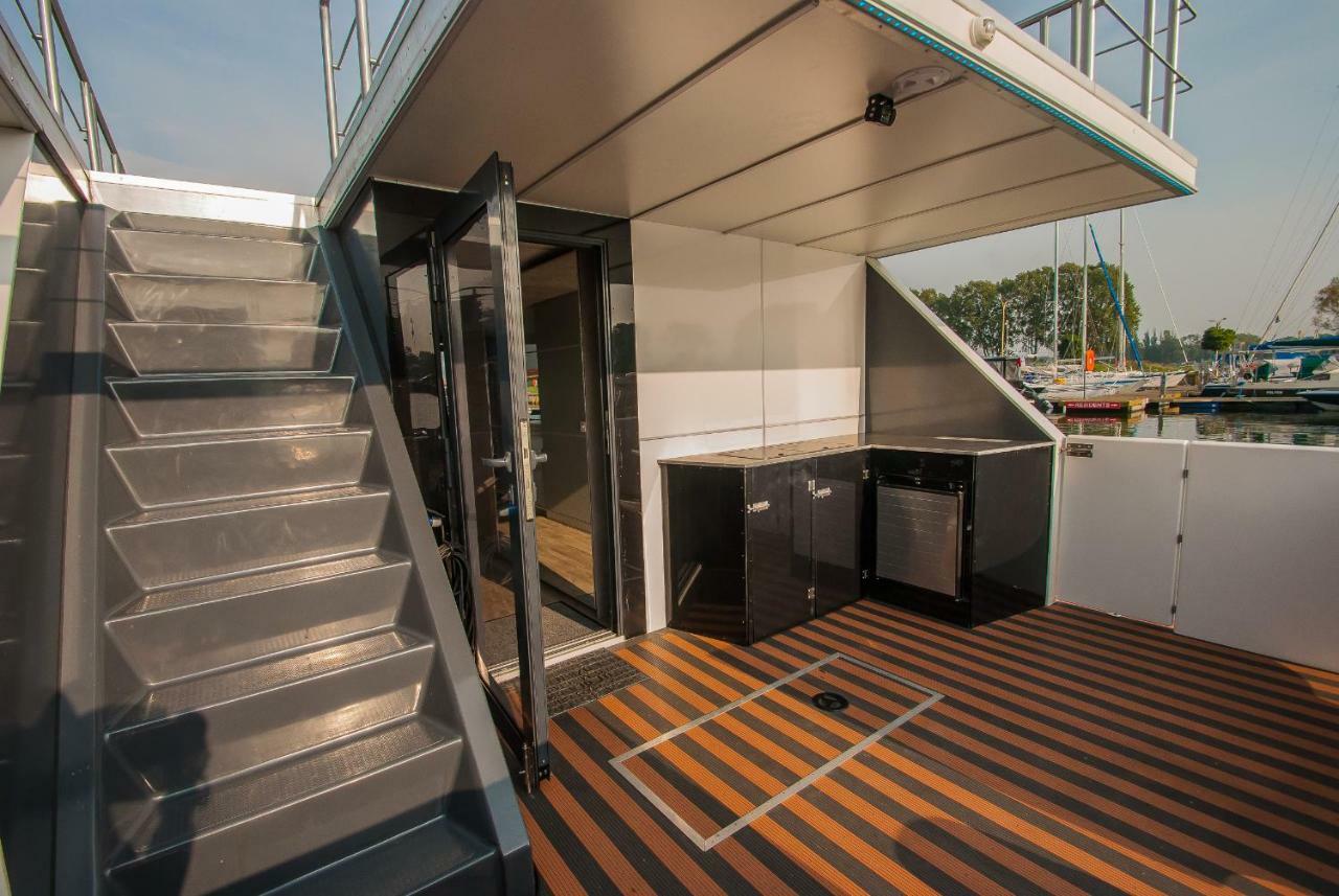 Amber Houseboat Swinoujscie Exterior foto