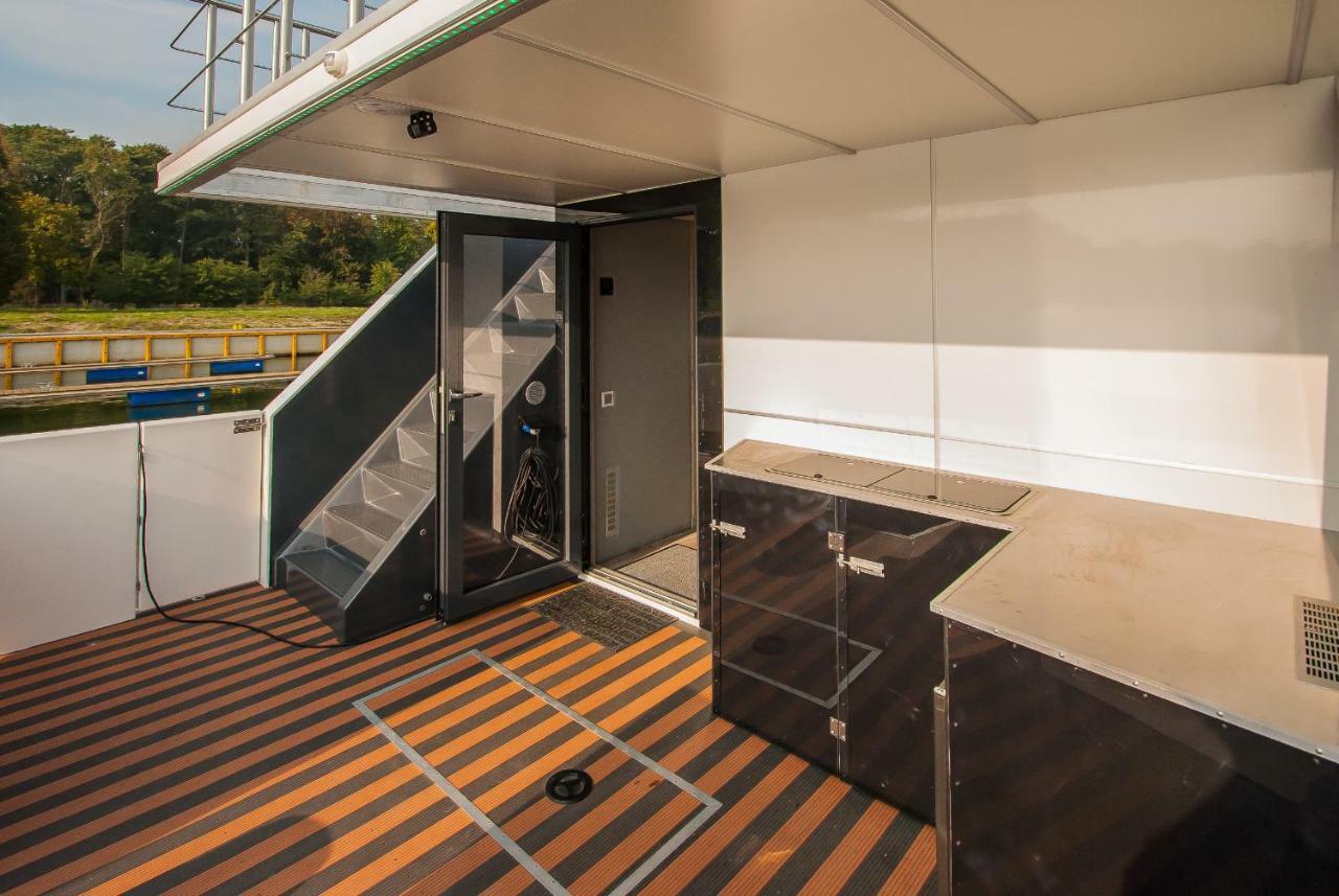 Amber Houseboat Swinoujscie Exterior foto