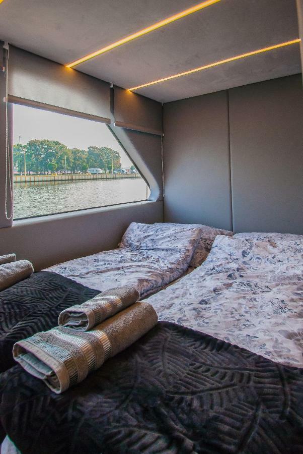 Amber Houseboat Swinoujscie Exterior foto